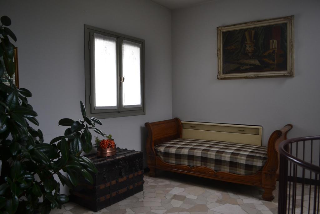Hotel Aurora Colico Kültér fotó